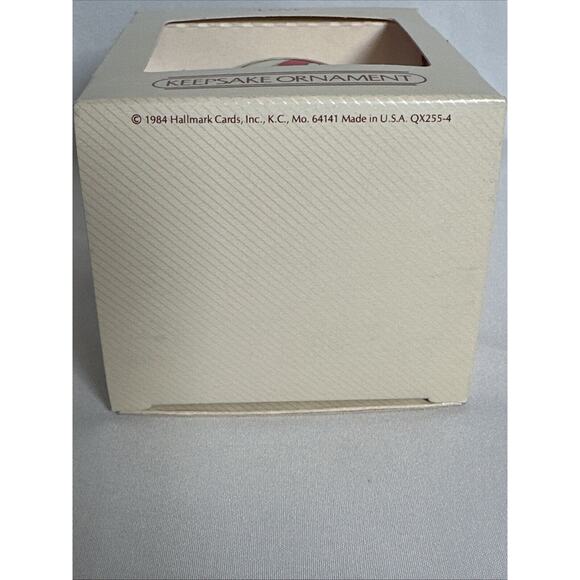 Vintage Hallmark Glass Ornament Love 1984 NOS - Picture 6 of 6